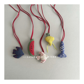 Детско колие от плат, ръчно плетено, цветеобразен елемент, карикатурен стил, дължина на веригата 11 см+, за деца 3–6 години, есен 2024