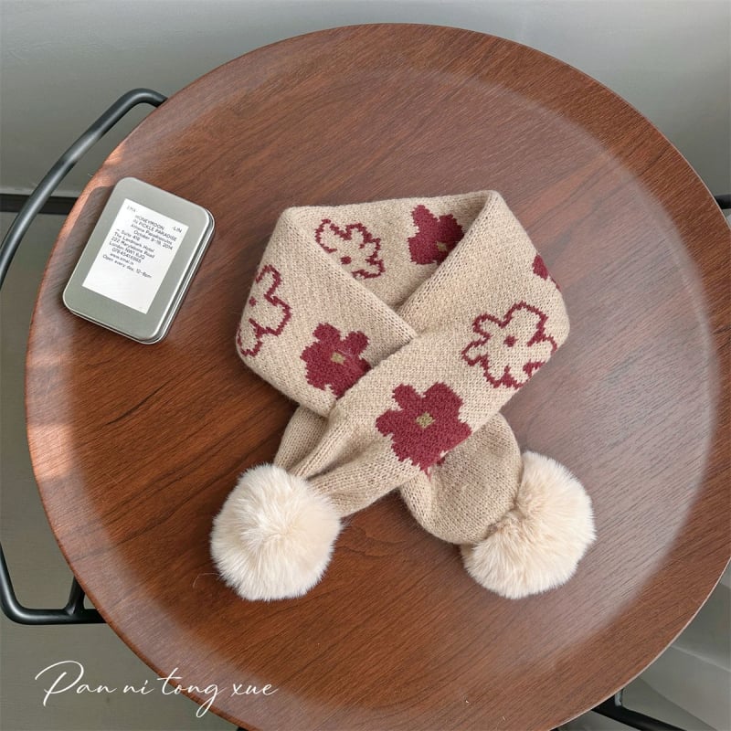 Vaikų vilnos šalikas Korejos stiliaus su spalvotų kvadratėlių piešiniu, stačiakampio formos, žiemai šiltas ir vėją atlaikantis