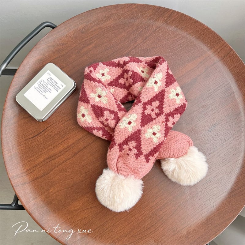 Vaikų vilnos šalikas Korejos stiliaus su spalvotų kvadratėlių piešiniu, stačiakampio formos, žiemai šiltas ir vėją atlaikantis