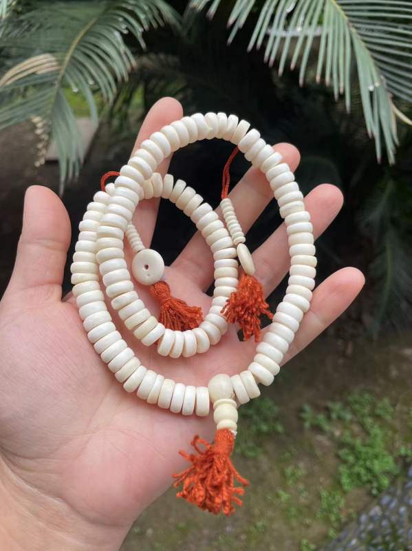 Természetes tehéncsontból készült buddhista gyöngyös karkötő, 108 gyöngy, nepáli etnikus stílus, férfiaknak és nőknek