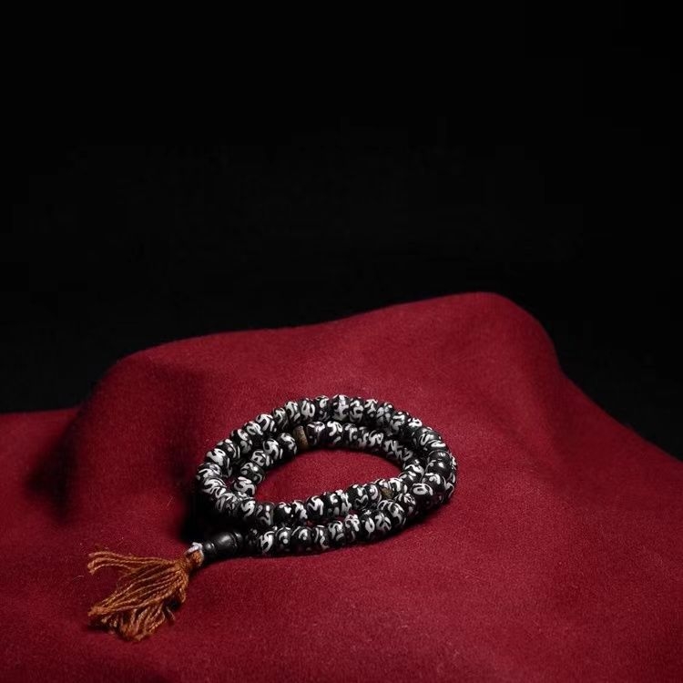 Természetes tehéncsontból készült buddhista gyöngyös karkötő, 108 gyöngy, nepáli etnikus stílus, férfiaknak és nőknek