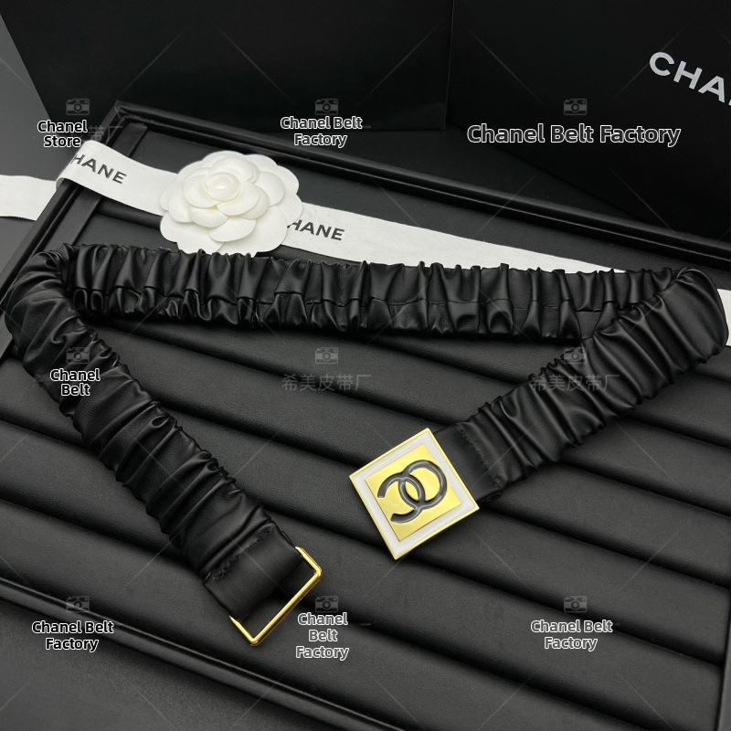 Női elasztikus öv kristályos csattal, ötvözetből készült, műbőr, gombos záródás, elektroplattolt felület, üzleti elegáns, sokoldalú stílus