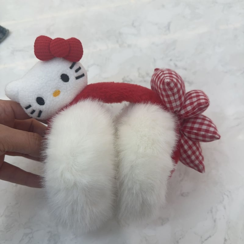 Plüüsist kõrvakaitsed karikatuuristiiliga, monokromaatne muster, talvise soojus