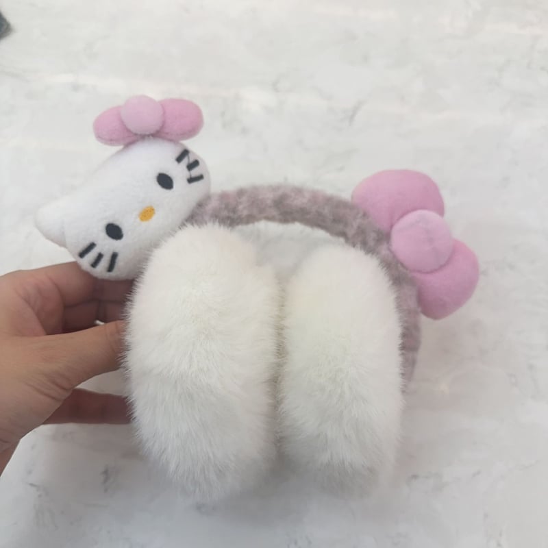 Plüüsist kõrvakaitsed karikatuuristiiliga, monokromaatne muster, talvise soojus