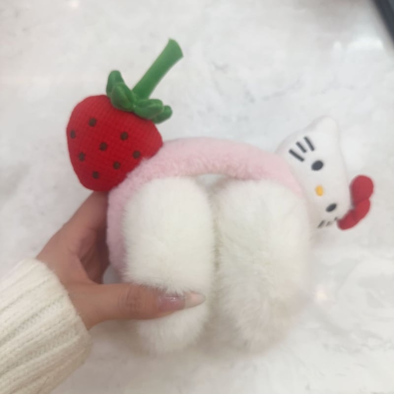 Plüüsist kõrvakaitsed karikatuuristiiliga, monokromaatne muster, talvise soojus