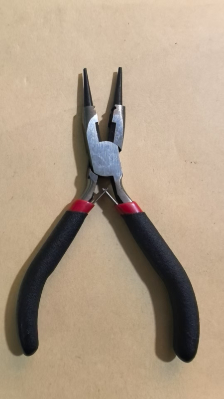 Mini metalne klešte za ručne alate s elektroplatiranim završetkom, diagonali rezni rubovi i igličasti vrhovi, mogućnost bušenja