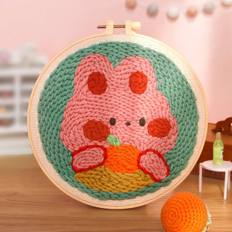 XIAOZ Punch Needle hímzőkészlet – DIY fonal készlet dekoratív díszekhez, aranyos stílus