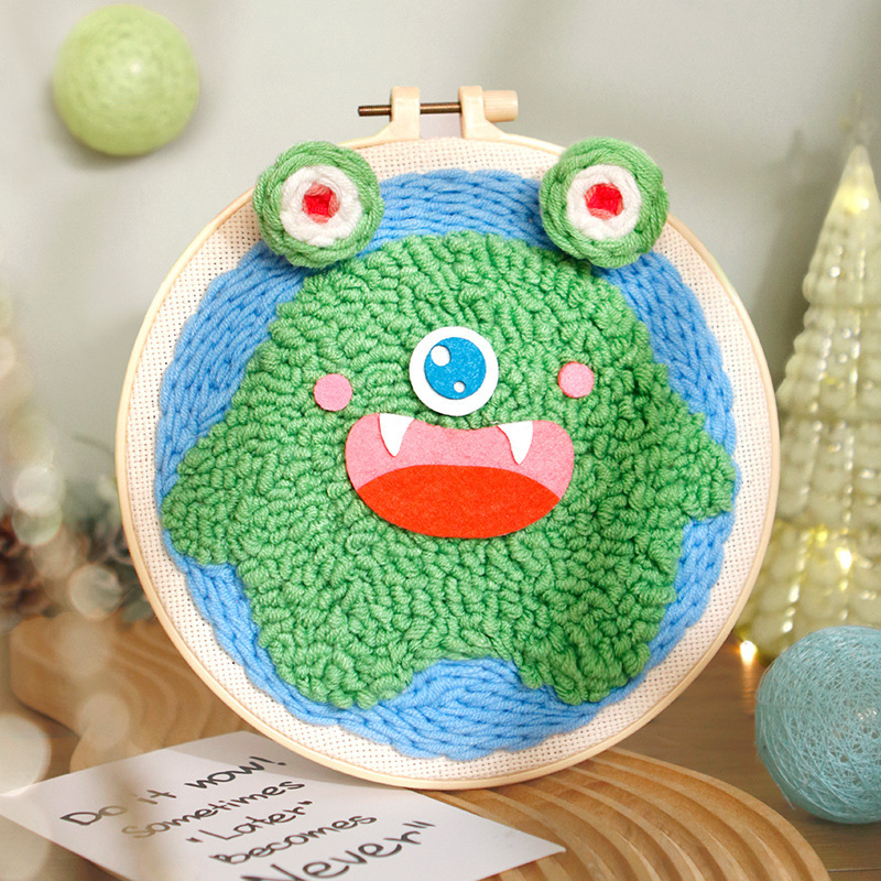 XIAOZ Punch Needle hímzőkészlet – DIY fonal készlet dekoratív díszekhez, aranyos stílus