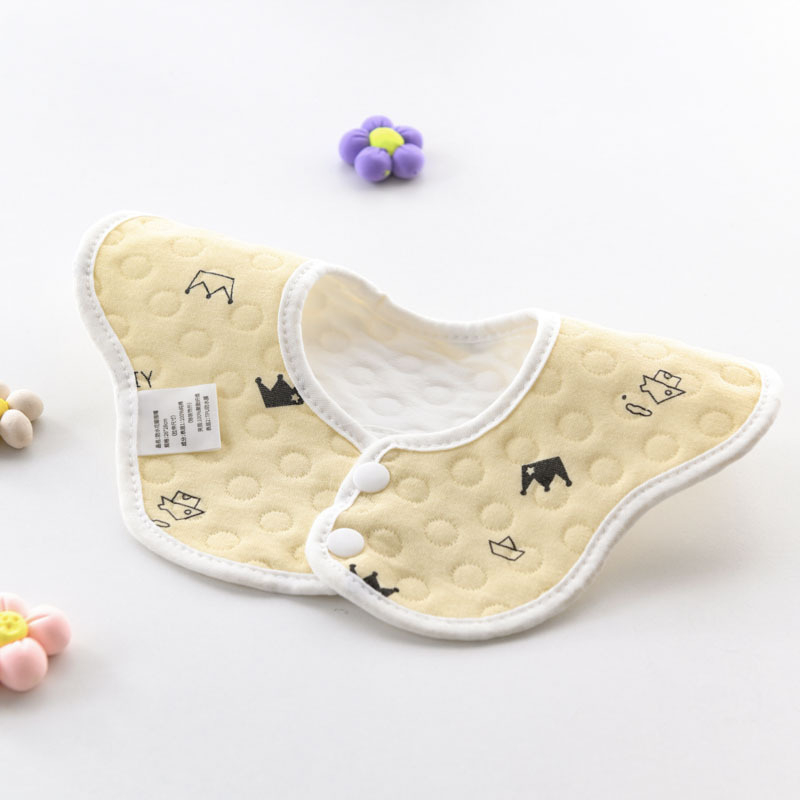 Bébi pamut etetőszalvéta, vízálló és foltálló, rajzfilm mintával, újszülötteknek 0–12 hónap