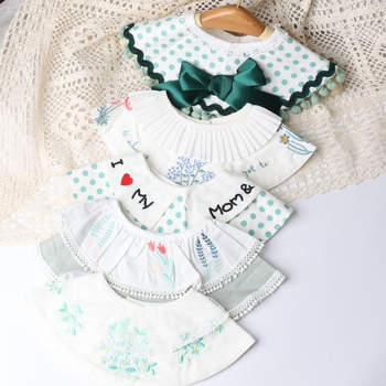 Pamut baba etető kendő hímzéssel, vízálló és foltálló, 0–3 éveseknek