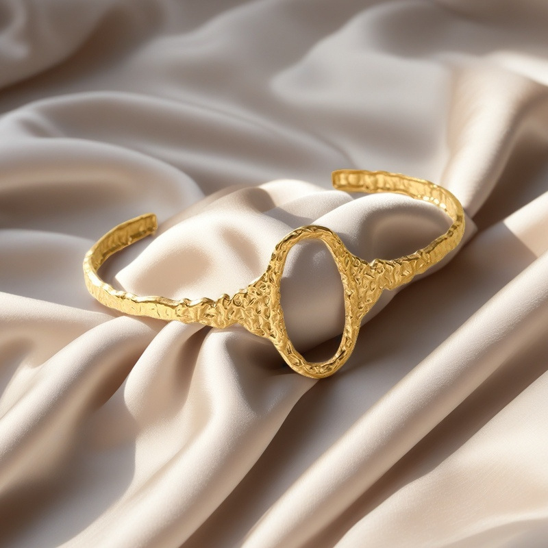 Titano plieno apyrankė, alyvos spaudimo apdirbimas, 2025 m. pavasaris, paprastas stilius, rankos papuošalas