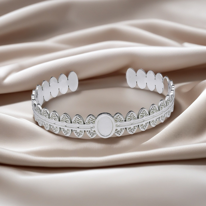 Titano plieno apyrankė, alyvos spaudimo apdirbimas, 2025 m. pavasaris, paprastas stilius, rankos papuošalas