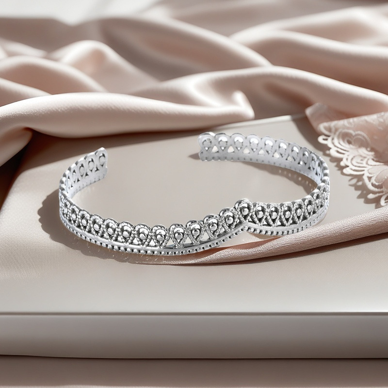 Titano plieno apyrankė, alyvos spaudimo apdirbimas, 2025 m. pavasaris, paprastas stilius, rankos papuošalas