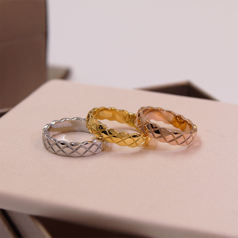 Žiedas su geometriniu raštu, varis, XB052, elektroplatintas, tinkamas porai