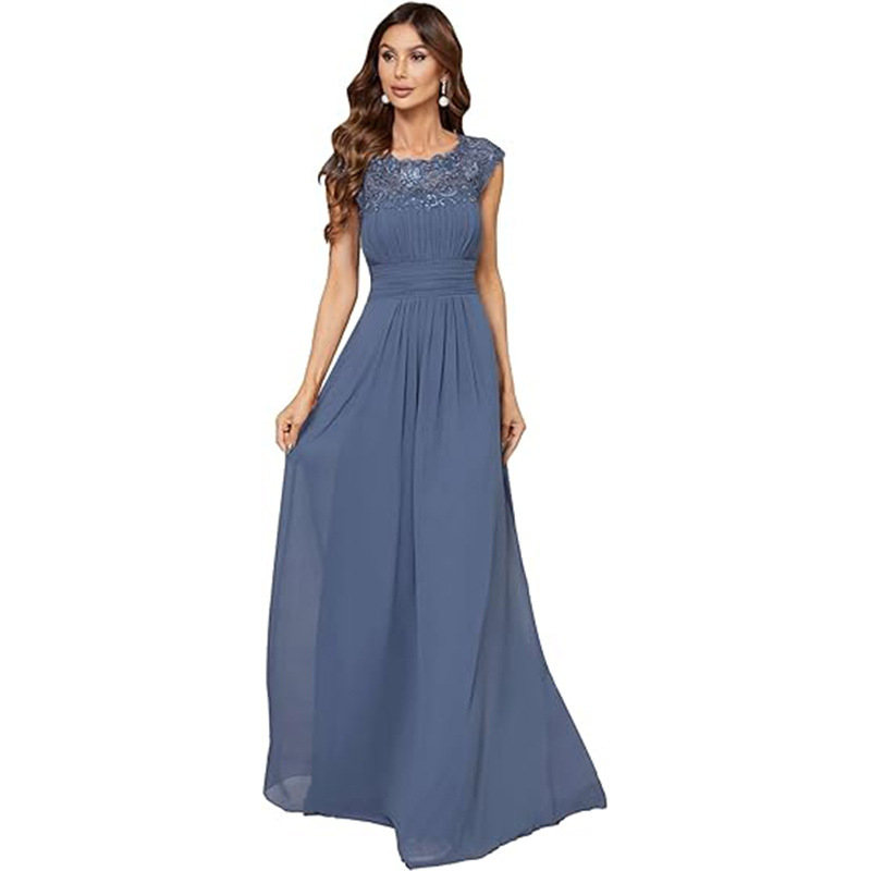 Estélyi ruha, U-galléval, ujj nélküli, magas derekú, hosszú szoknyával (2024 téli kollekció, poliészter)