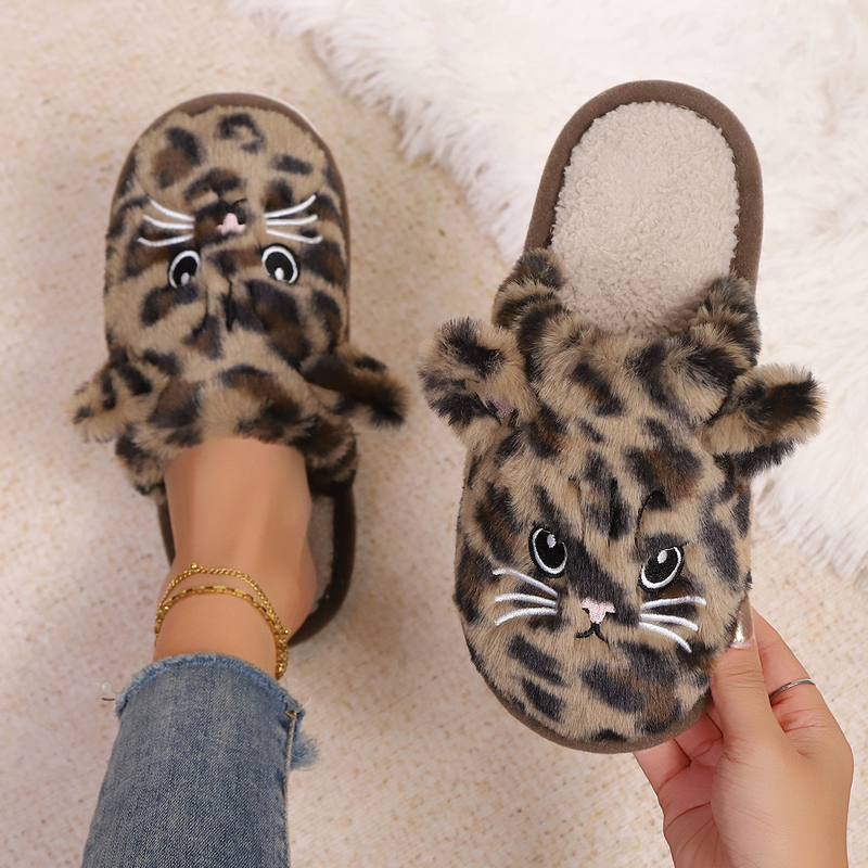 Geriausiai parduodami moteriški rudens ir žiemos 3D animacinio kačiuko pliušiniai šilti medvilniniai „Baotou“ batai, skirti naudoti tiek viduje, tiek lauke.