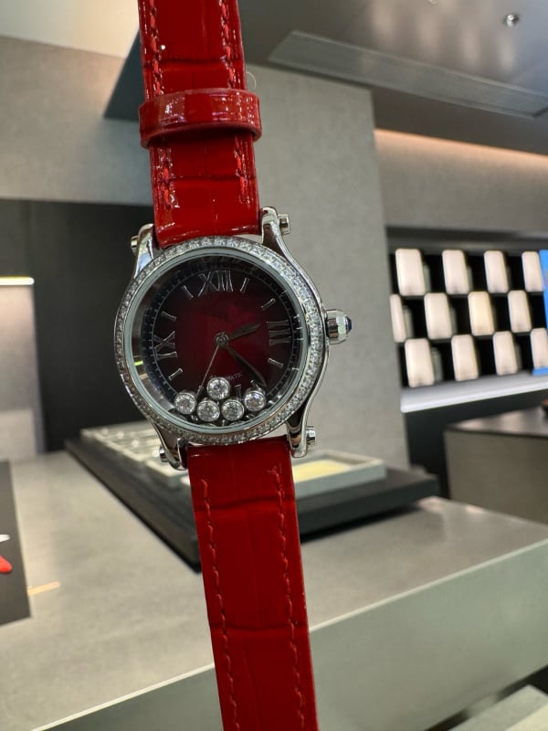 Sieviešu pulkstenis ar Swiss ETA kustību, kalendārs, 40,5 mm ciparnīca, nerūsējošā tērauda korpuss un siksna, spirāliskā krona