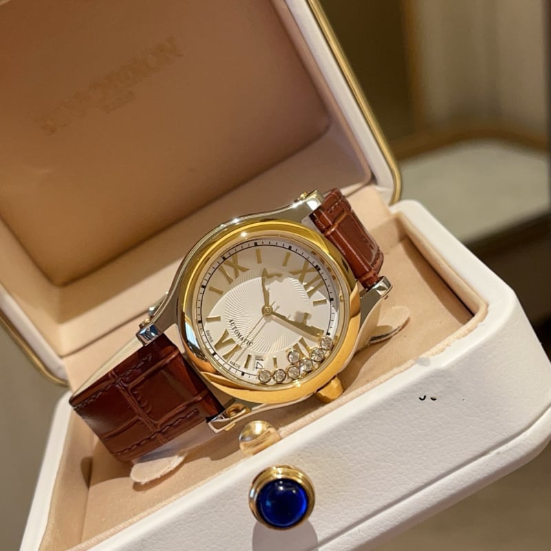 Sieviešu pulkstenis ar Swiss ETA kustību, kalendārs, 40,5 mm ciparnīca, nerūsējošā tērauda korpuss un siksna, spirāliskā krona