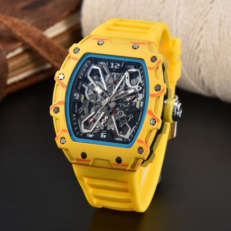 Férfi kvarcóra, boroshordó alakú számlap, ötvözetes tok, szilikon szíj, vízálló