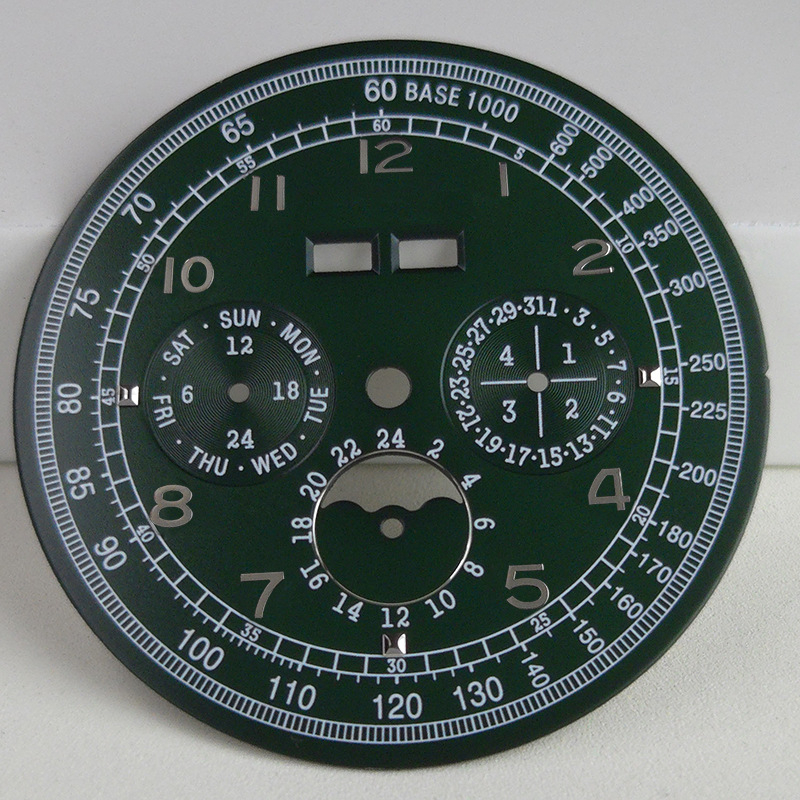 Laikrodžio priedas refitui su šešiais rodykliais, mėnulio faze ir püsikalendoriumi, skirtas verslo laikrodžiams