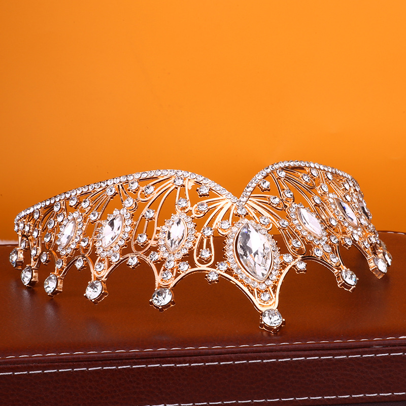 Tiara vintage baroc – aliaj, placare electrolitică, cristale