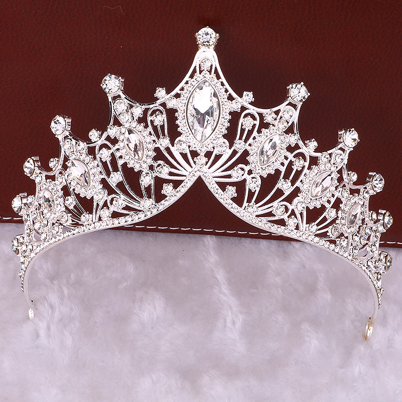 Tiara vintage baroc – aliaj, placare electrolitică, cristale