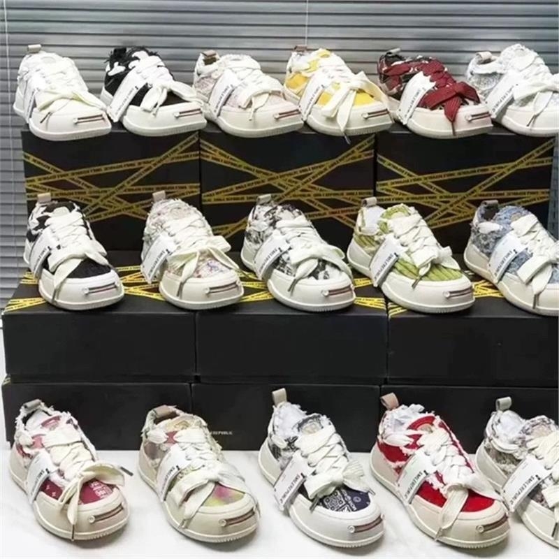 Audeklinės kedės suaugusiems - unisex, raišteliai, stora gumos pada, audeklo viršus, rudens dėvėjimui