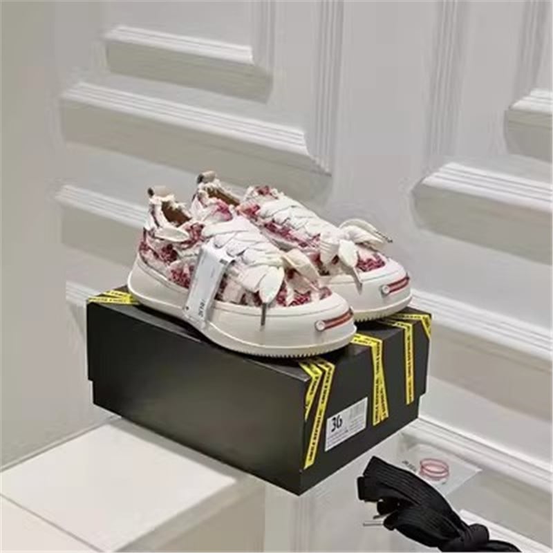 Audeklinės kedės suaugusiems - unisex, raišteliai, stora gumos pada, audeklo viršus, rudens dėvėjimui