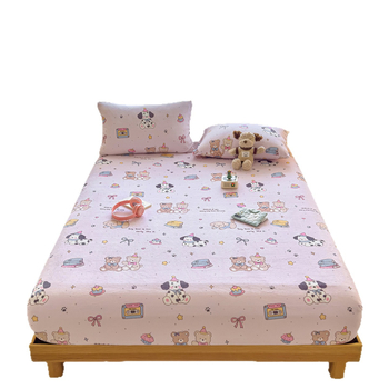 Milk Velvet lepedő készlet matracvédővel, csúszásmentes, egész éves használatra