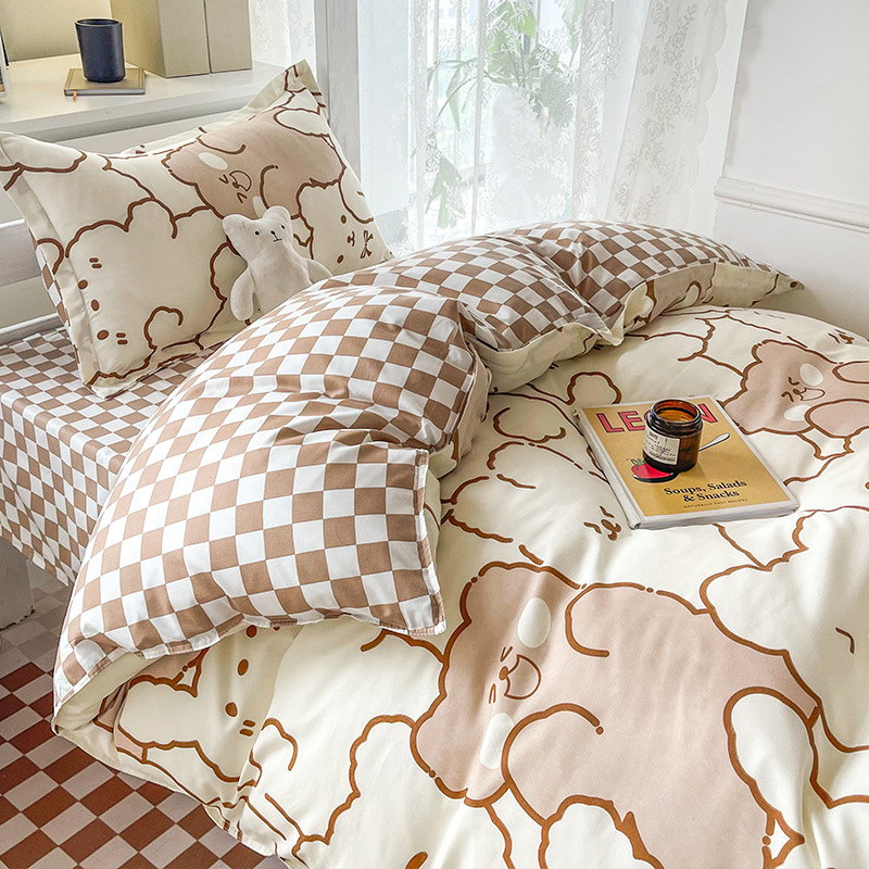 Studentų bendrabutyje patalynės komplektas: trijų dalių, animacinio atspaudo, reagavimo dažymas, paprastas audinys, svoris 1 kg