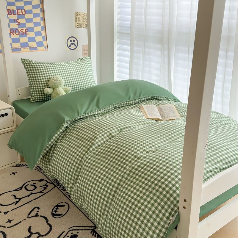 Studentų bendrabutyje patalynės komplektas: trijų dalių, animacinio atspaudo, reagavimo dažymas, paprastas audinys, svoris 1 kg