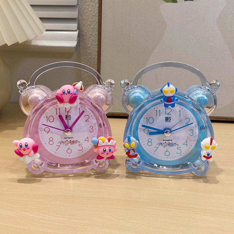 Íróasztali óra éjjeli fény funkcióval — Gyerekeknek szóló rajzfilm dizájn, műanyag tok és számlap, külső tápegység