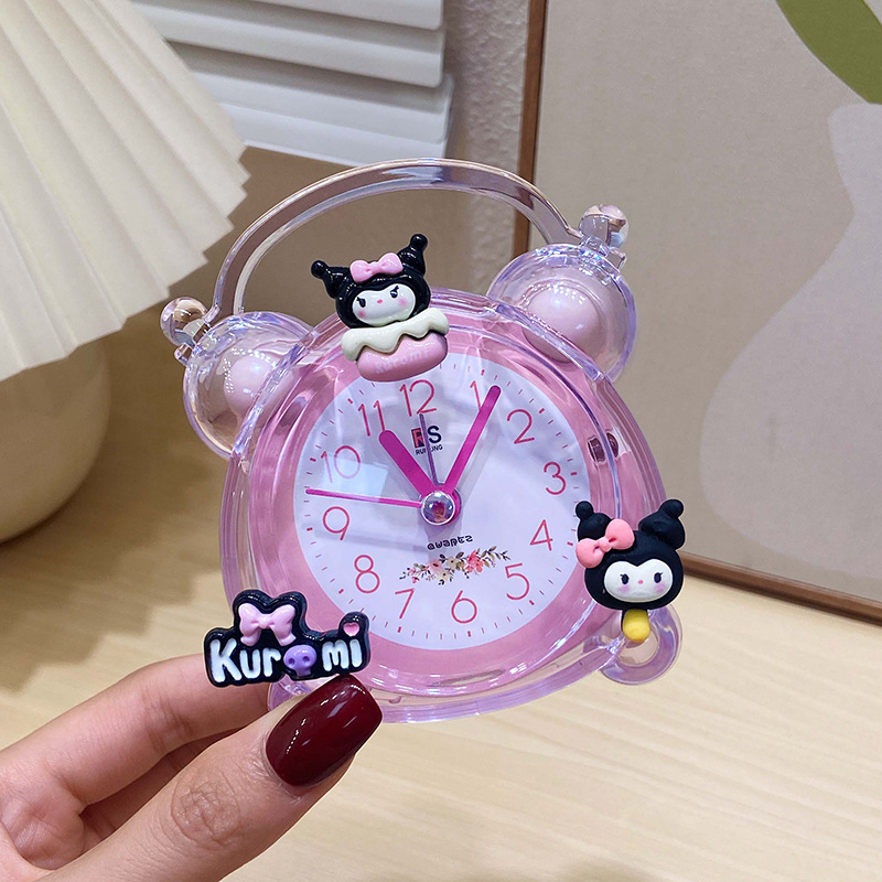 Íróasztali óra éjjeli fény funkcióval — Gyerekeknek szóló rajzfilm dizájn, műanyag tok és számlap, külső tápegység
