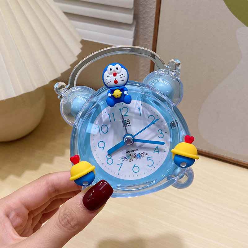 Íróasztali óra éjjeli fény funkcióval — Gyerekeknek szóló rajzfilm dizájn, műanyag tok és számlap, külső tápegység