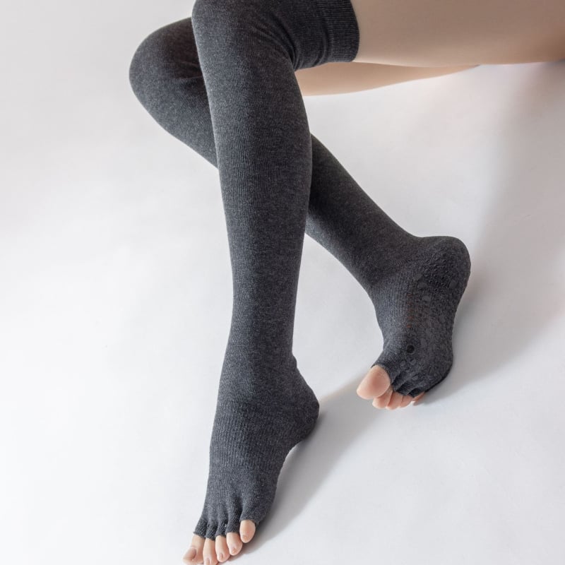 Moteriškos kelio aukštos jogos kojinės su penkiais pirštais, neslystantis, sugeria prakaitą, atsparumas trintims, storesnė medvilnė