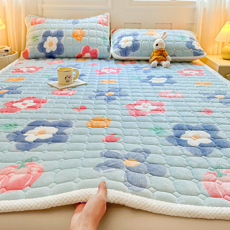 Jesensko-zimski komplet posteljine od mliječnog velura, anti-slip, za jednokrevetne i dvokrevetne krevete, s fleeceom, veličina 180x200-220 cm