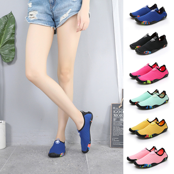 Uniszex vízisport cipő strandhoz és vízi sportokra – csúszásmentes gumitalp, Lycra Stretch felsőrész, belső mikro-szálas anyag, középmagas felső rész, varrott kivitel