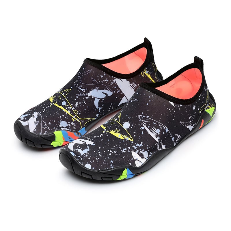 Uniszex vízisport cipő strandhoz és vízi sportokra – csúszásmentes gumitalp, Lycra Stretch felsőrész, belső mikro-szálas anyag, középmagas felső rész, varrott kivitel