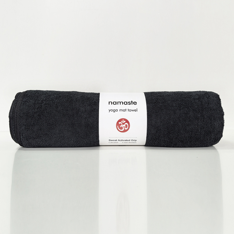 Joga kilimėlio rankšluostis – neslidus, sugeria prakaitą, greitai džiūsta, galima skalbti mašinoje