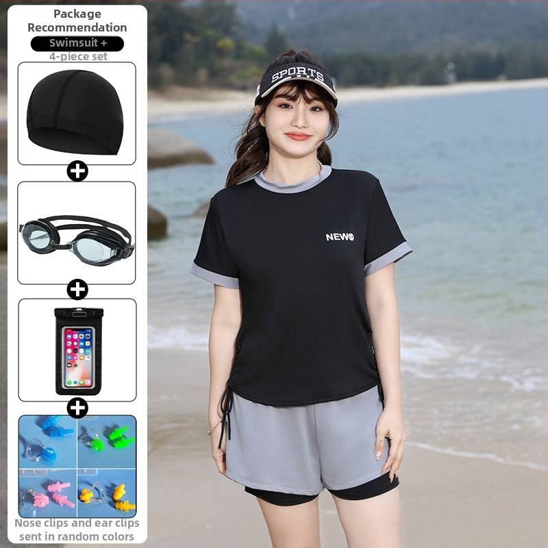 Moterų sportinis maudymosi kostiumėlis su aukštu liemeniu, krūtinės pagalvėlė, Milk Silk audinys, 95% poliesteris, pamušalas 5% spandeksas, trumpomis rankovėmis, vienalytis konservatyvus stilius