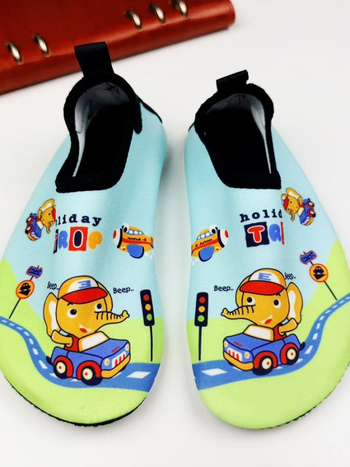 Gyerekeknek szánt folyó menti vízicipő, vágásvédelmi funkció, vastag talp, felsőrész nylon, belső pamut, talp természetes gumi