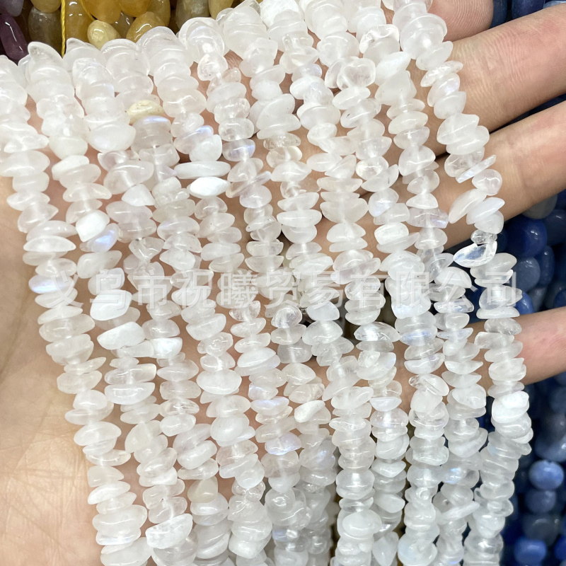5–8 mm čipova akvamarina, nepravilni polu-kamen poluproizvodi s rupama za navlačenje i ugradnju perli