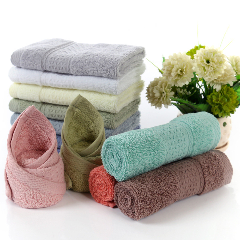 Cheer Fise kvadratinis rankšluostis vaikams ir kūdikiams, ilgųjų pluoštų medvilnė, Sirospun 32s, 40 g, siuvamas kraštas, su logotipu