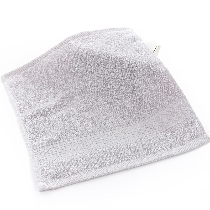 Cheer Fise kvadratinis rankšluostis vaikams ir kūdikiams, ilgųjų pluoštų medvilnė, Sirospun 32s, 40 g, siuvamas kraštas, su logotipu