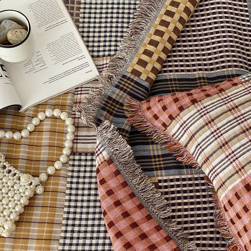 Kolmepalgel puuvillane komplekt: nelja kihtidega marli tekk tutsidega, reisikõrs ja padjapüür — 100% puuvill, reaktiivne trükk ja värvimine, maastik muster, kaal 1,1–1,5 kg