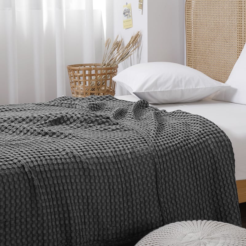 Skandináv stílusú kanapé pléd, waffle kötésű, 50% bambuszrost + 50% pamut, kevesebb mint 300 g, minden évszakra alkalmas.