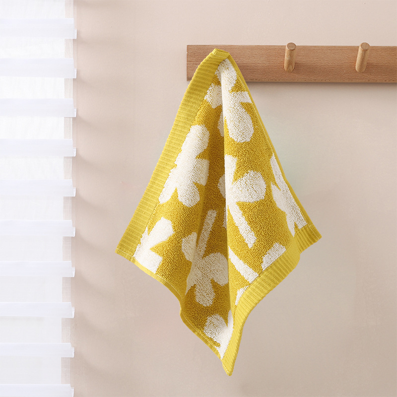 Medvilnės Jacquard kvadratinis rankšluostis, absorbcija 21–25 s, svoris 45 g, pritaikymas galimas