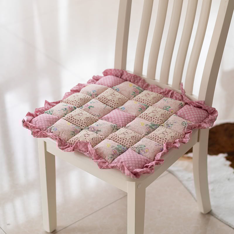 Koreai stílusú székpárna virágos mintával, pántokkal