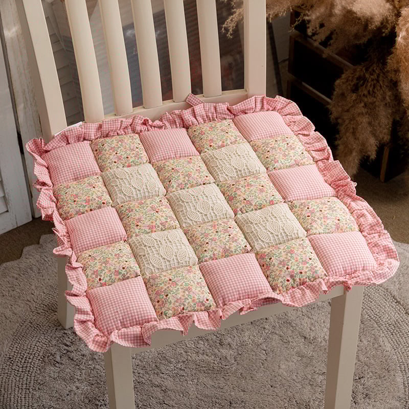 Koreai stílusú székpárna virágos mintával, pántokkal