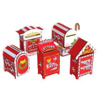 Individualizuotas medinės pašto dėžės papuošalas namams – atidarytas graviravimas, peizažo gėlių motyvas